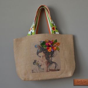 Designer shoulder bag for young ladies